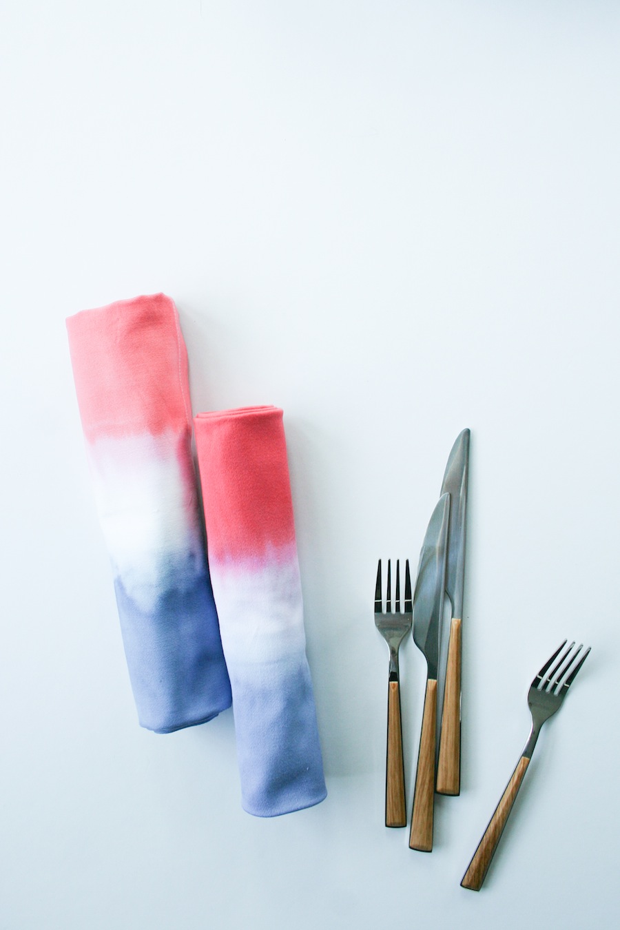 DIY Red White and Blue Dip-Dyed or Painted Napkins // Legal Miss Sunshine