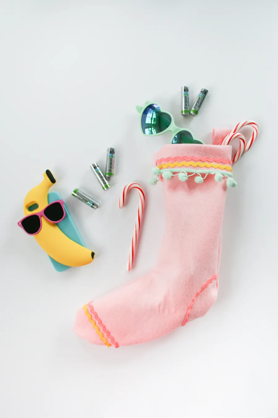 DIY No Sew Christmas Stocking // Legal Miss Sunshine