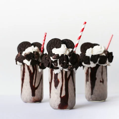 Oreo Cookie Milkshakes // Salty Canary