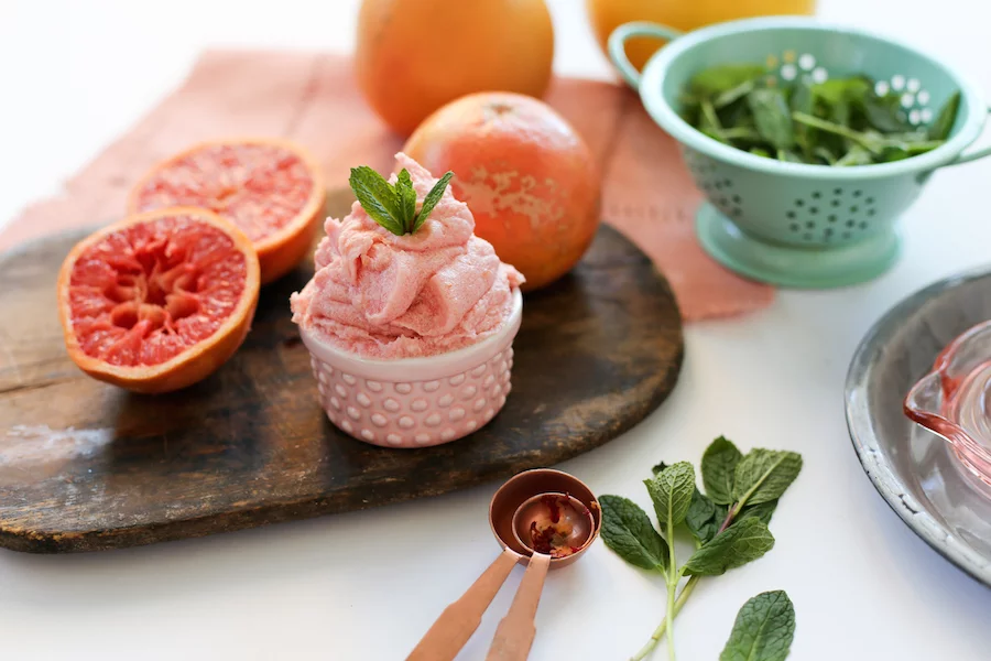 Grapefruit Mint Sugar Scrub // Salty Canary