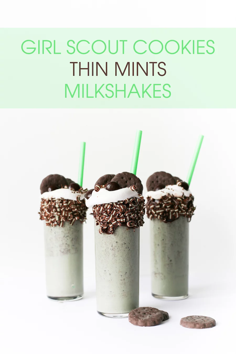 If you haven't yet destroyed your box of Girl Scout Cookies, make these Thin Mints Milkshakes! A great alternative to the shamrock shake for St. Patricks Day or perfect for a Saturday night indulgence // Salty Canary