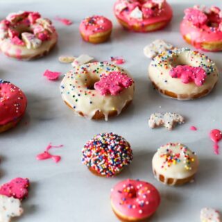 Make these Circus Animal Cookie Donuts for your next birthday or just to bring into the office to celebrate Friday! // saltycanary.com