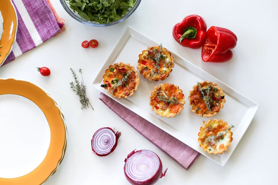 Mini Ham and Egg Quiches // Salty Canary