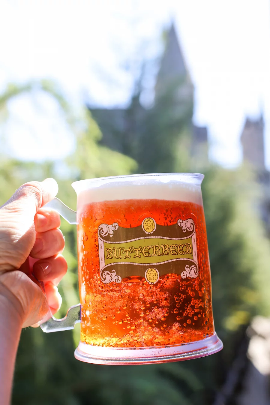 Butterbeer at the Wizarding World of Harry Potter at Universal Studios Hollywood // Salty Canary