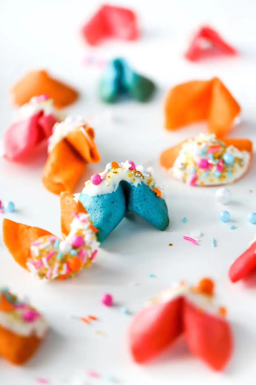 Colorful New Year's Eve Resolution (Fortune) Cookies // Salty Canary