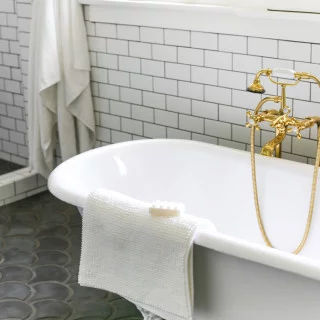 How to Give Your Bathroom the Spa Treatment // Salty Canary