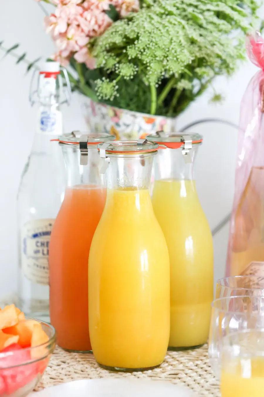 A Simple and Modern Sip & See Party with Bagel and Mimosa Bar // Salty Canary