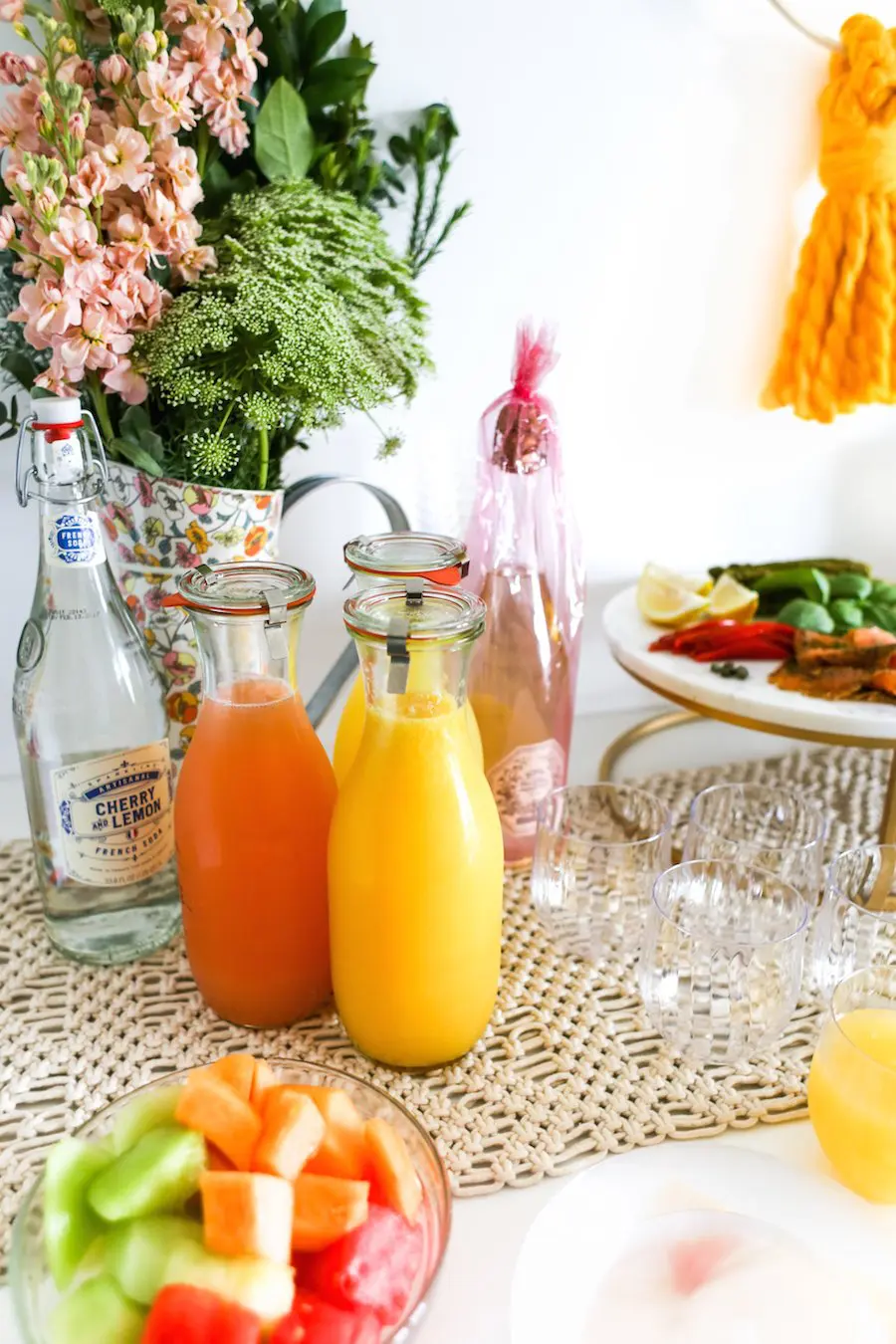 A Simple and Modern Sip & See Party with Bagel and Mimosa Bar // Salty Canary