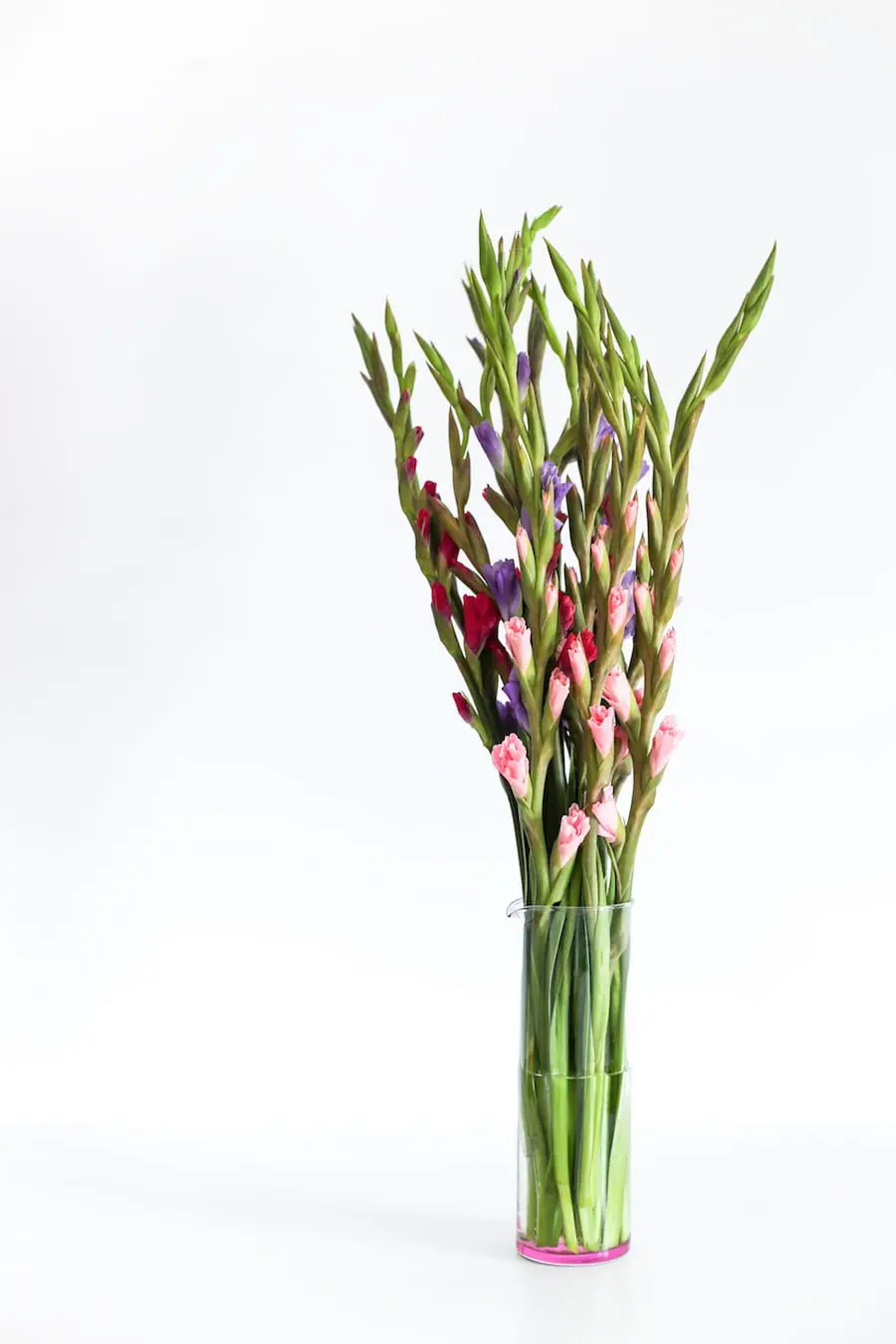 How to Make Grocery Store Flowers Look Expensive // Salty Canary