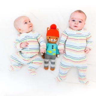 How to Take Great Photos of Your Newborn // Salty Canary